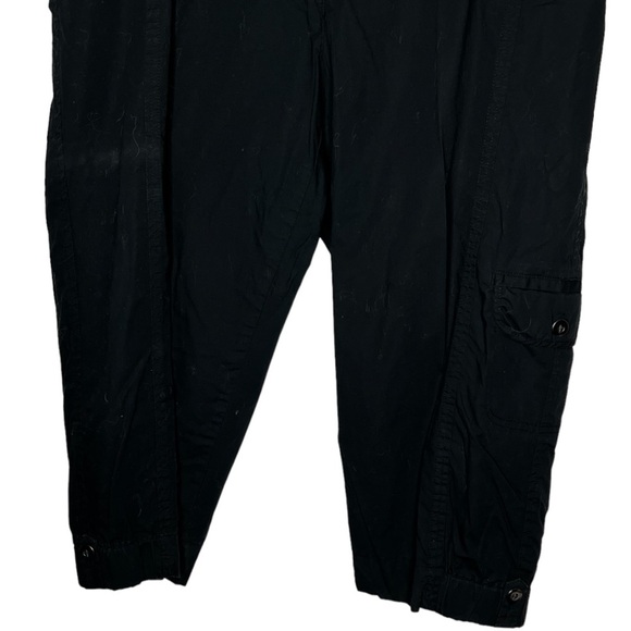 Chico's Black Cropped Pants - Picture 3 of 5